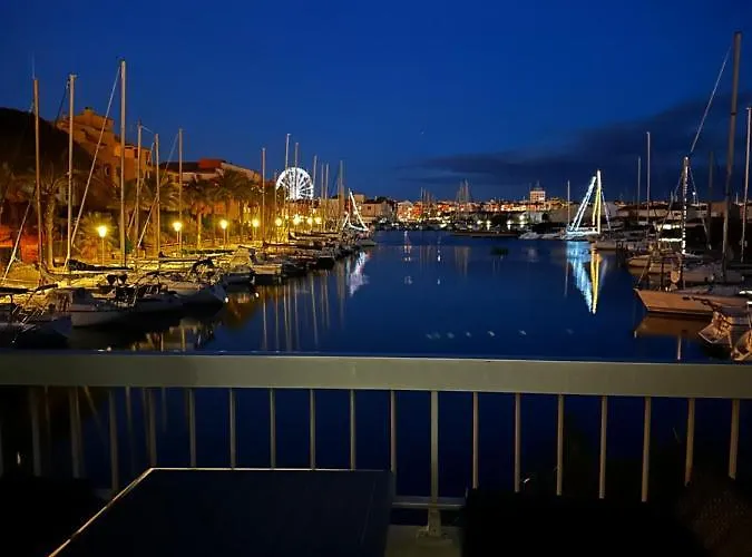 Duplex Sur Marinas Cap D'agde Διαμέρισμα *